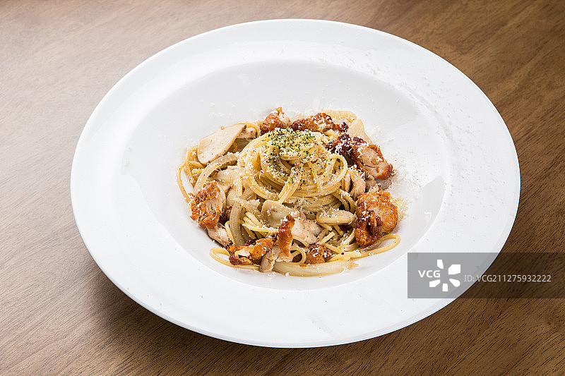 鸡肉意面图片素材