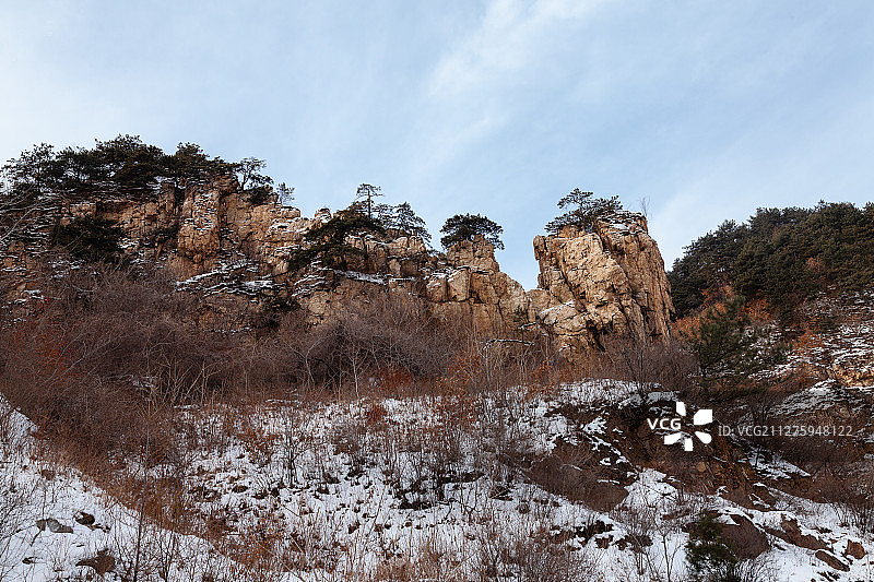 中国北方高山原野冬季冰雪风光图片素材