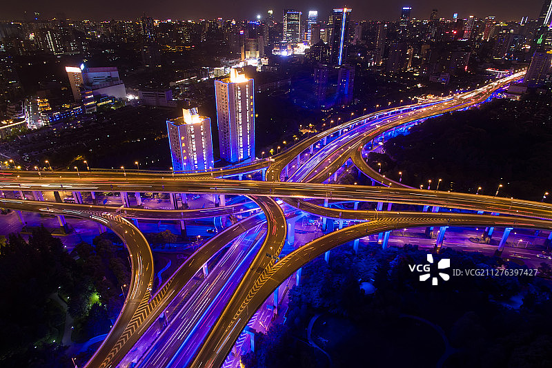 夜的交响曲-华彩乐章图片素材