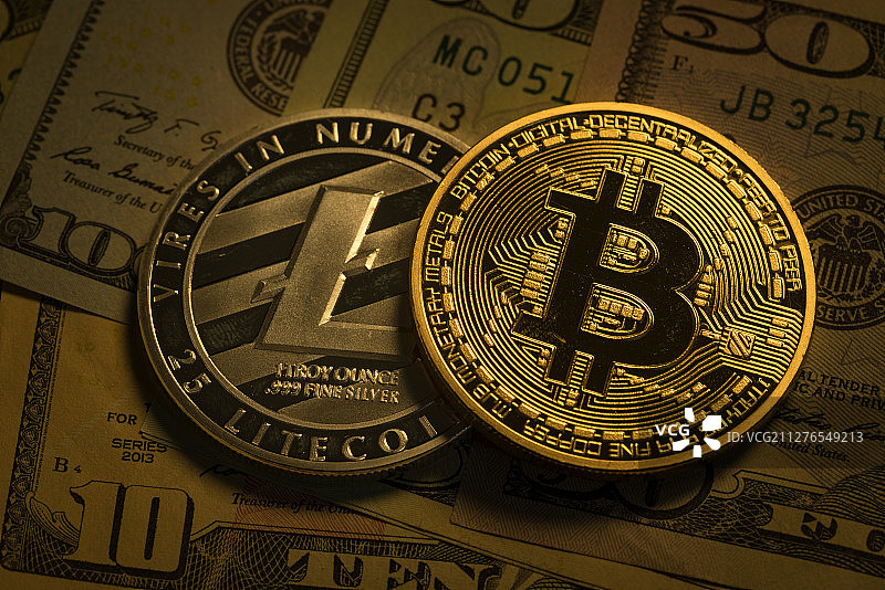 比特币与美元图片素材