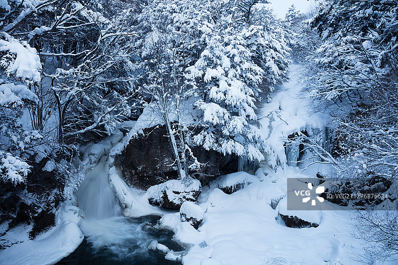 冰冻瀑布图片素材