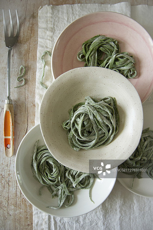 自制荨麻意大利面图片素材