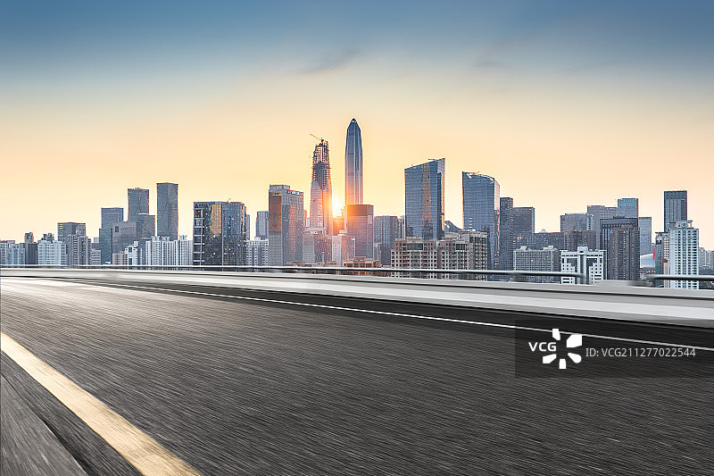 深圳城市风光和机动车道图片素材