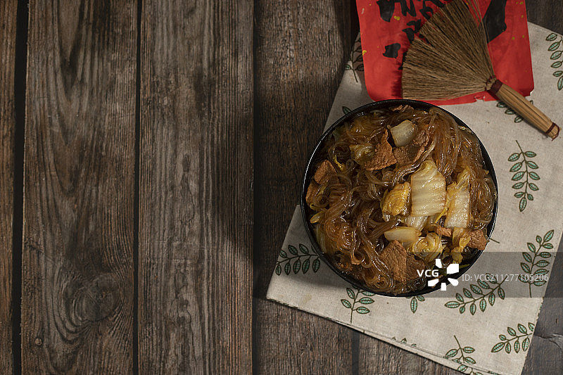 猪肉炖粉条图片素材