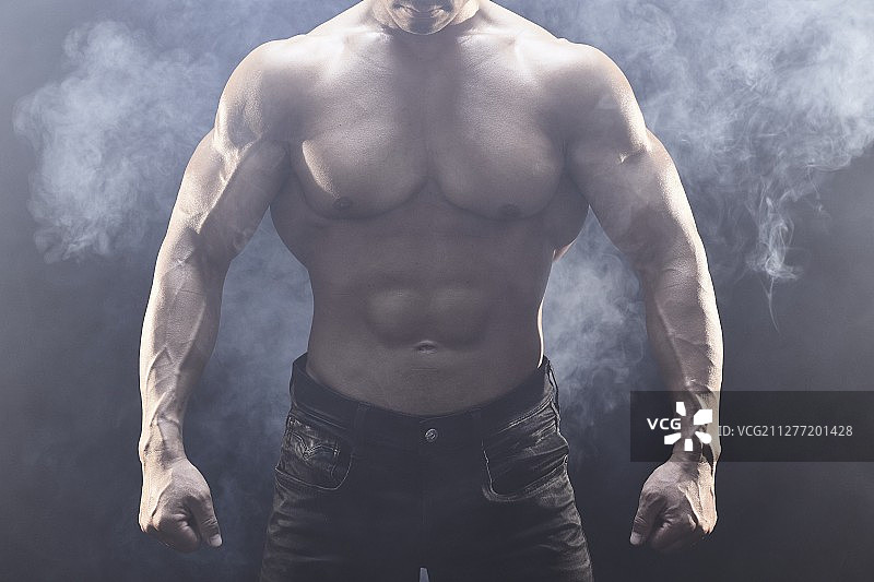 日本男人健美运动员图片素材