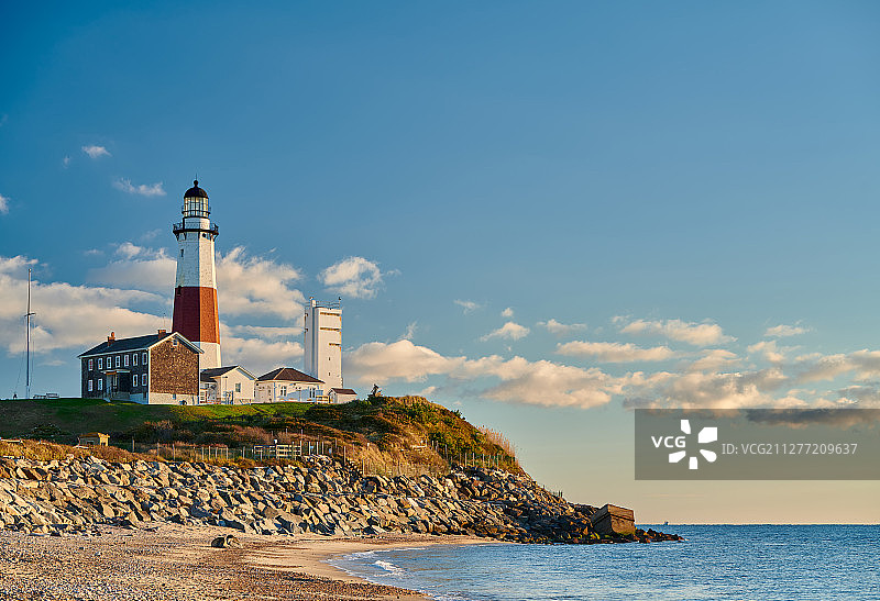 美国纽约长岛蒙塔克灯塔和海滩图片素材