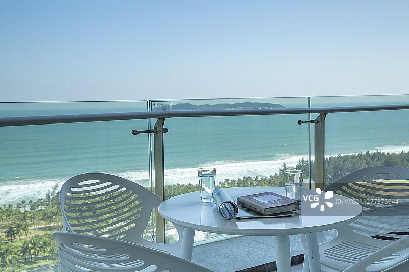 海边海景房休闲桌面图片素材