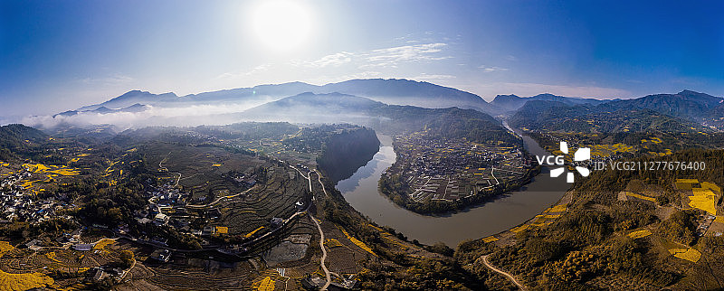 四川荥经河大回湾图片素材