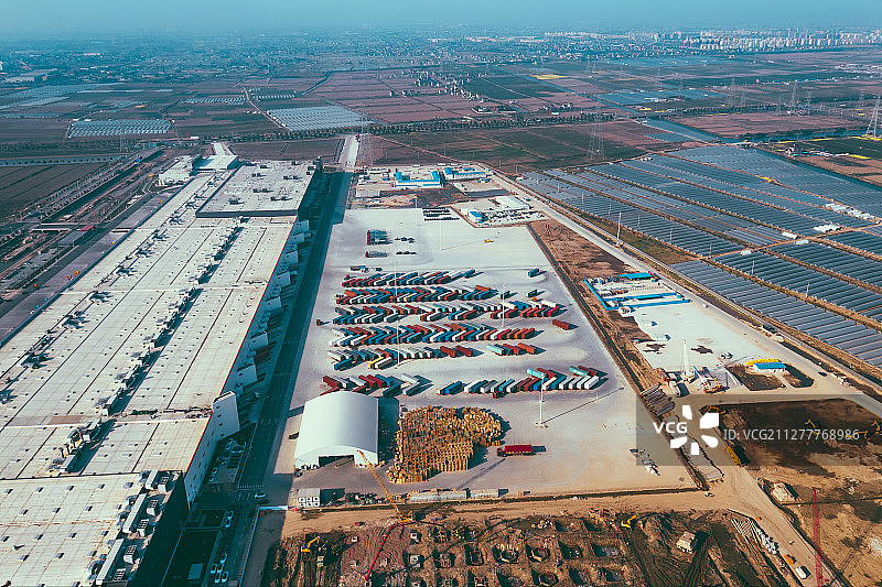 航拍特斯拉上海超级工厂图片素材