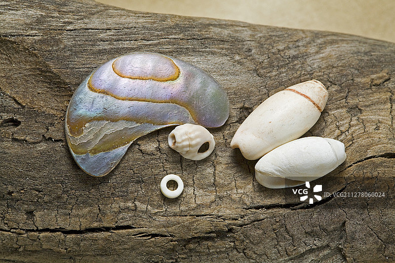 前哥伦布珠子与吊坠图片素材