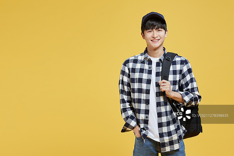 大学生，青年，学生，生活方式，大一新生，出勤图片素材