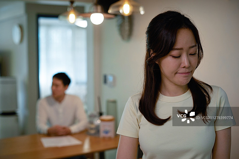 夫妻冲突和离婚图片素材