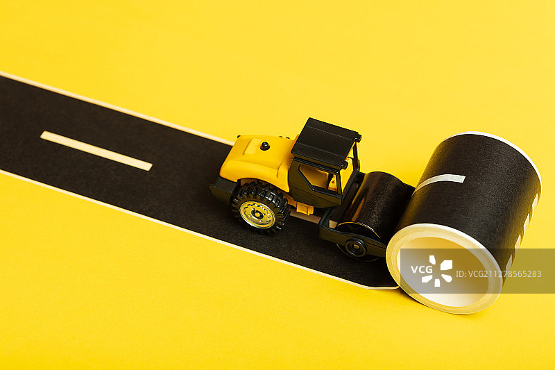 压路机纸上铺路图片素材