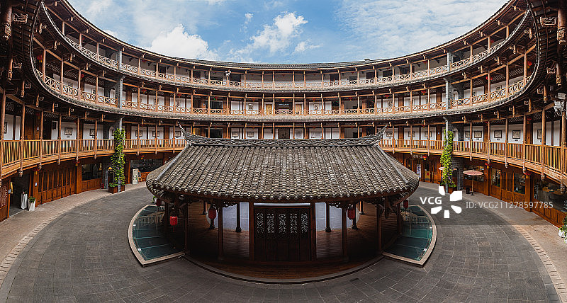 成都洛带古镇景区土楼内部景色图片素材