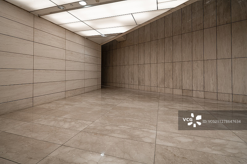 现代大理石地面-汽车广告背景图图片素材