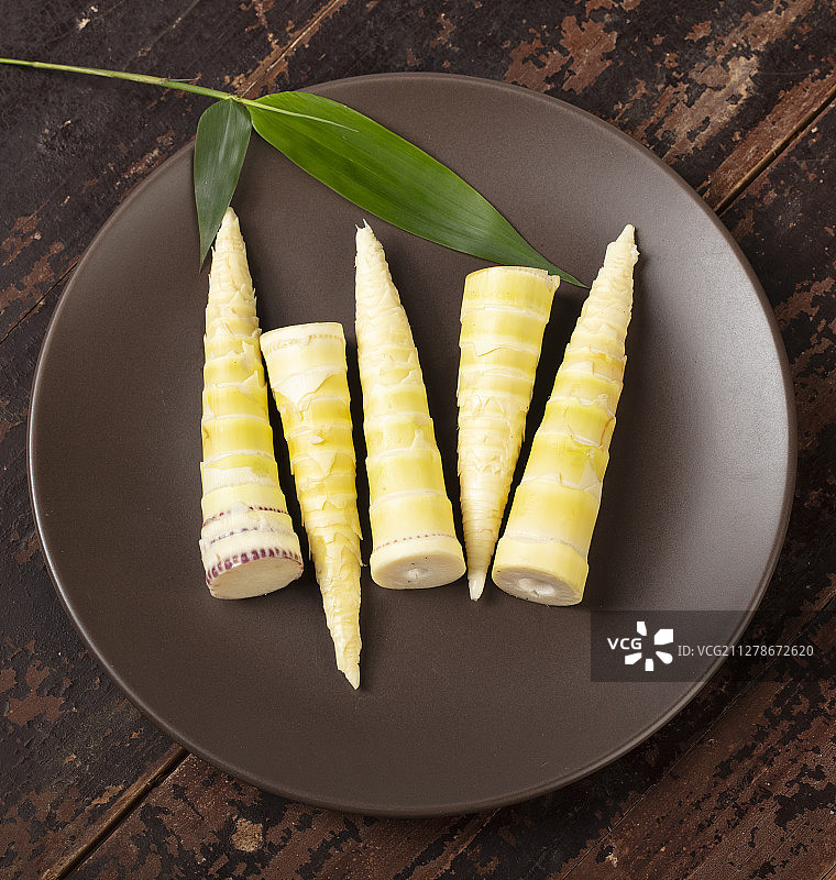 新鲜的小竹笋图片素材