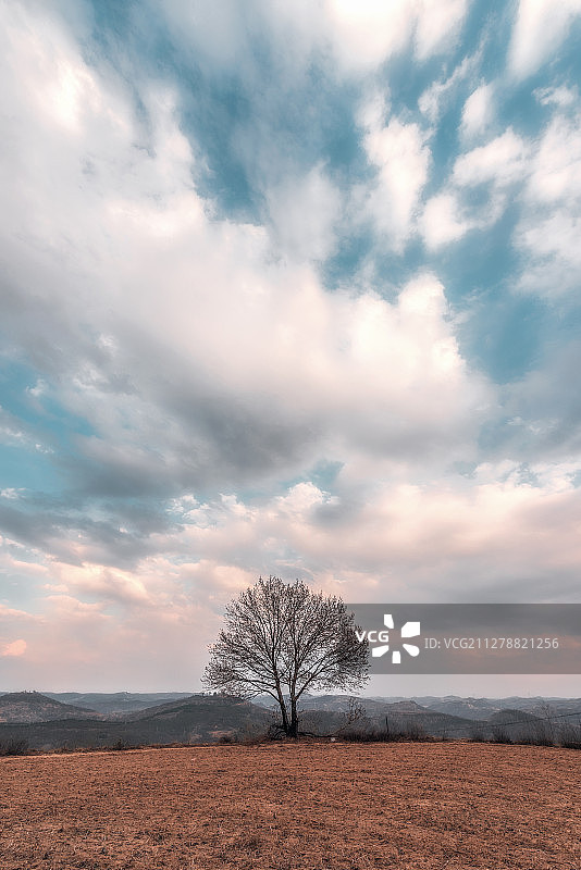 春云烂漫图片素材