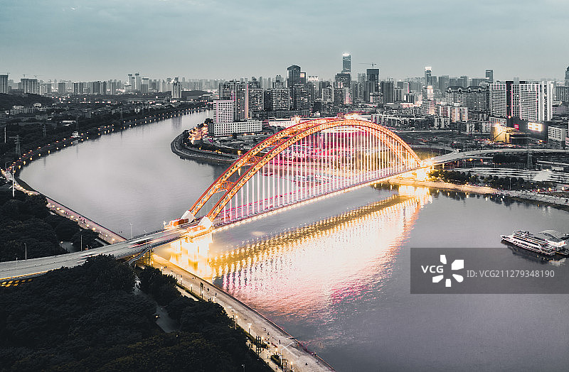 武汉晴川桥图片素材