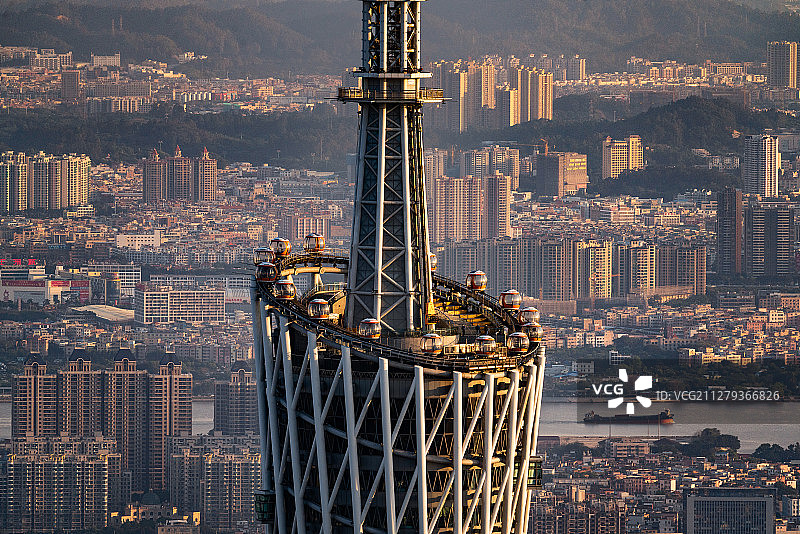 广州塔摩天轮 长焦特写 密集建筑图片素材