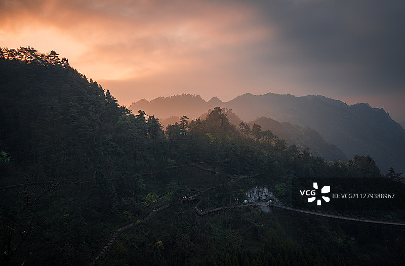 娄山晨日图片素材