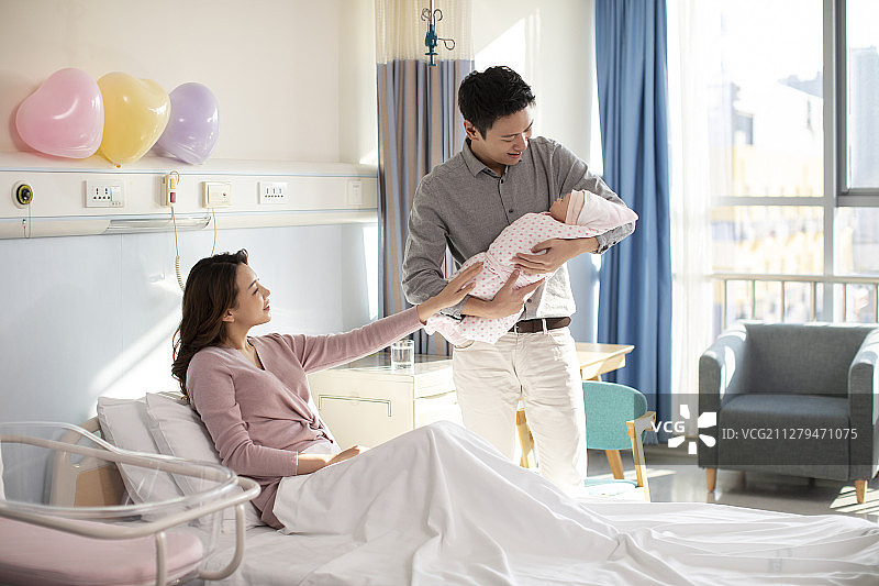 新手父母和婴儿图片素材