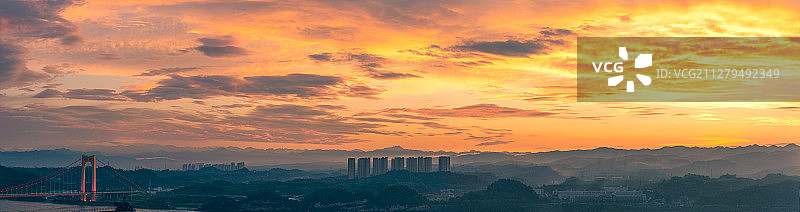 宜昌江南点军区日落全景图片素材