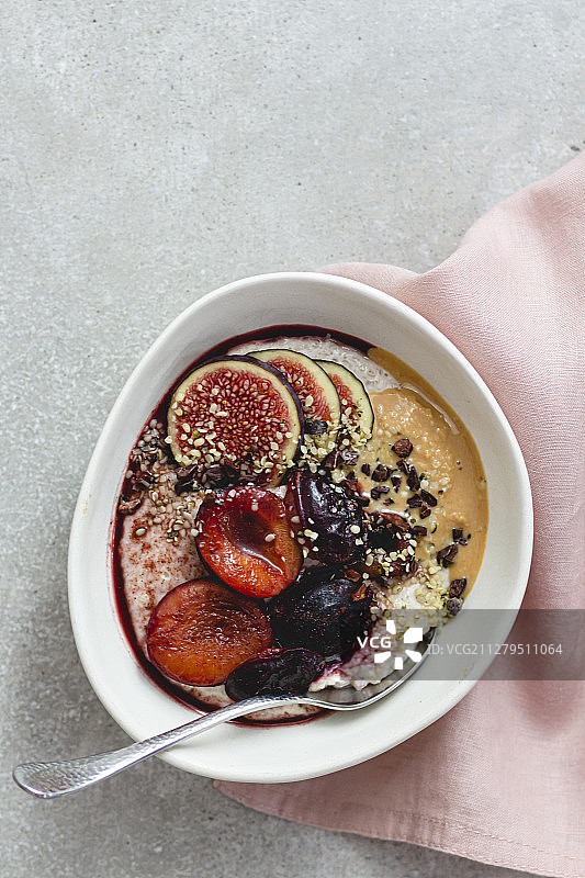 李子荞麦粥图片素材