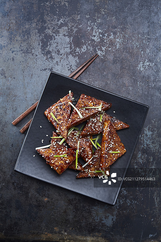 照烧腌制的天贝配芝麻图片素材