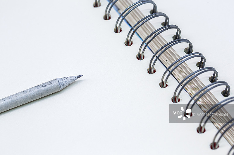 笔与笔记本图片素材