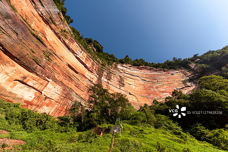 航拍贵州赤水佛光岩景区丹霞地貌全景图图片素材