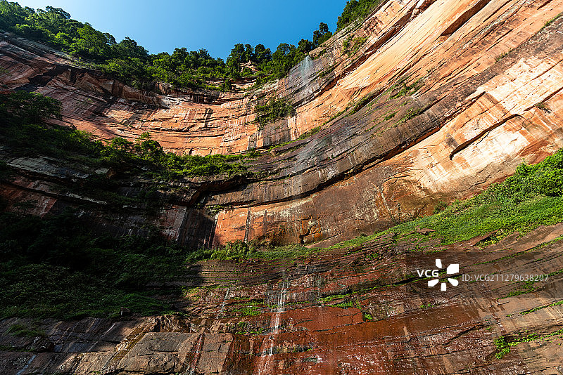 航拍贵州赤水佛光岩景区丹霞地貌全景图图片素材