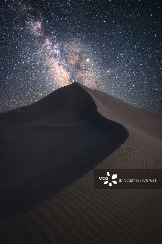 沙丘摘星图片素材