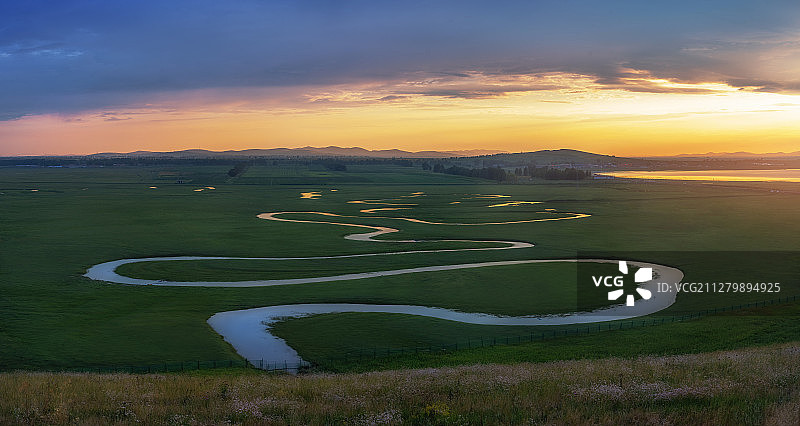 河北坝上滦河日落图片素材