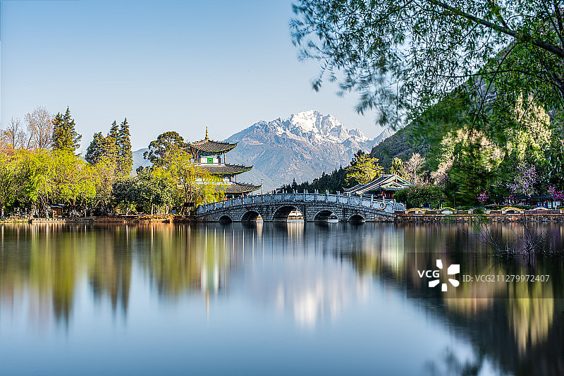 云南丽江黑龙潭公园图片素材