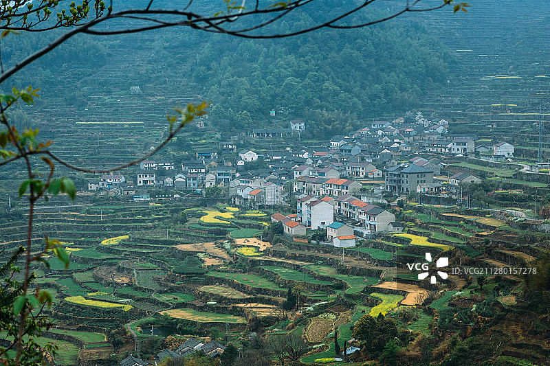 浙江最美乡村嵊州梯田图片素材