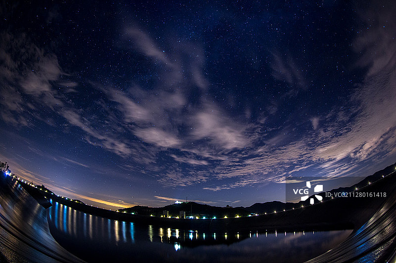 浙江安吉天荒坪山中星空图片素材