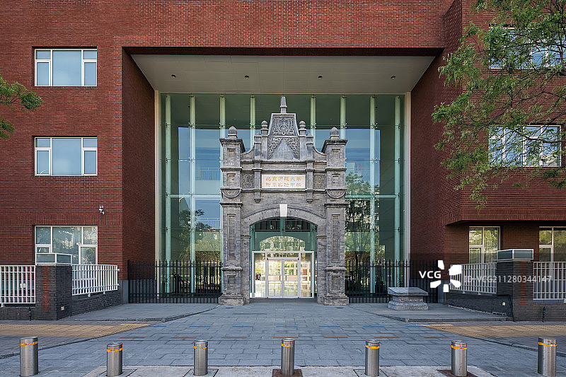 北京师范大学附属实验中学校门图片素材