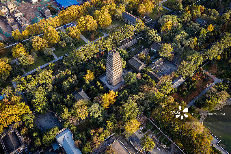 中国陕西西安小雁塔图片素材