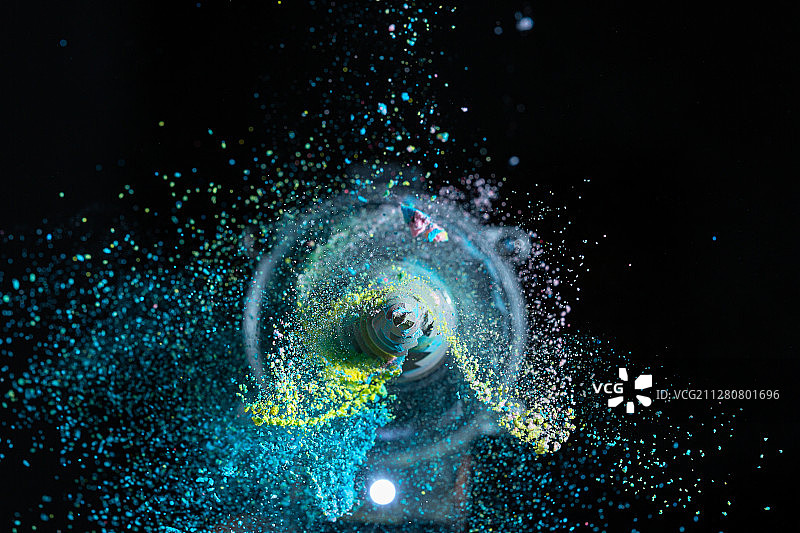 电动搅拌器高速创意摄影图片素材