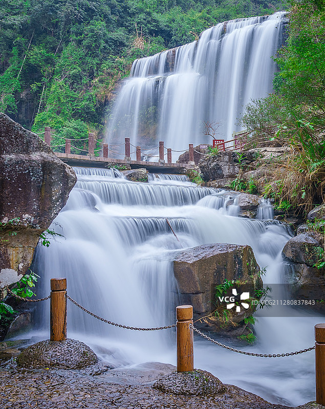 黄满磜瀑布群图片素材