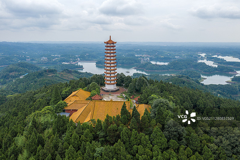 报恩寺华严塔+四川省眉山市仁寿县黑龙滩景区图片素材