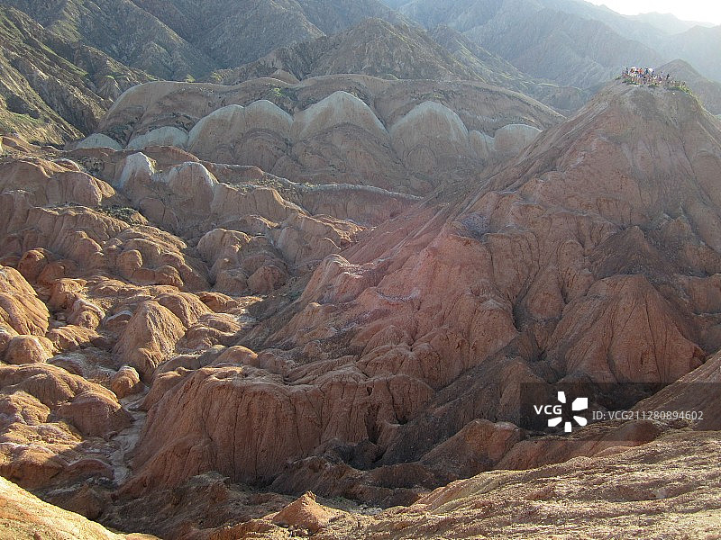 张掖七彩丹霞奇观，众僧拜佛。图片素材