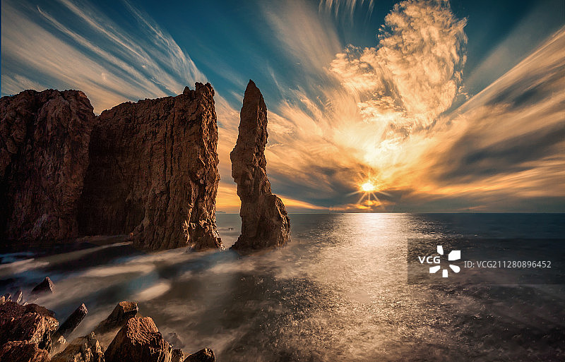 中国辽宁大连瓦房店将军石风光图片素材