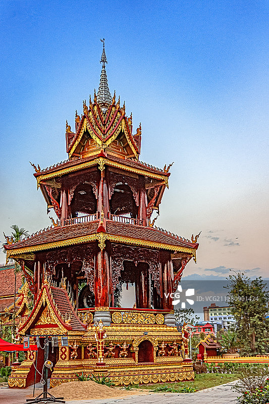 《层楼叠榭》图片素材