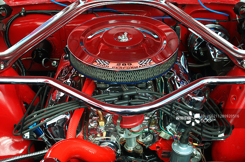 福特野马发动机舱图片素材