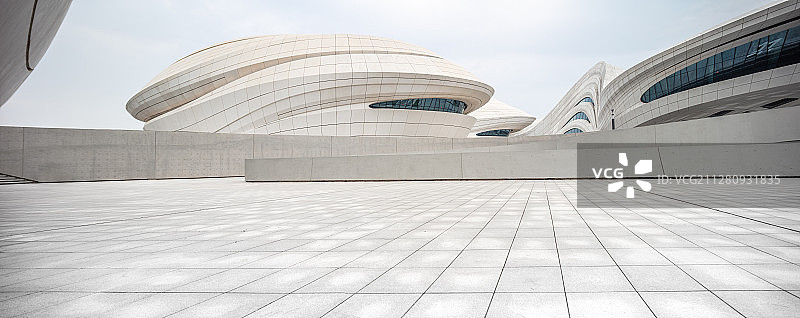 长沙梅溪湖国际文化艺术中心汽车广告背景图图片素材