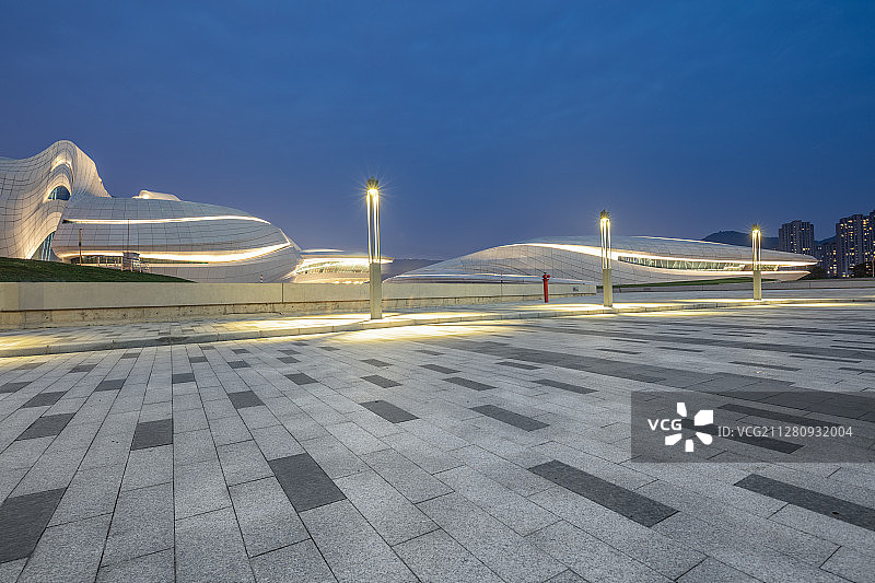 长沙梅溪湖国际文化艺术中心汽车广告背景图图片素材