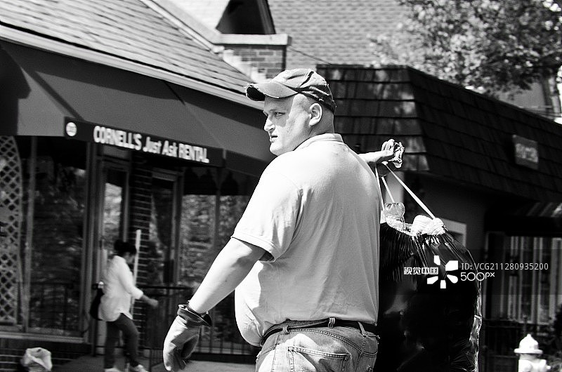 穿越22号公路图片素材