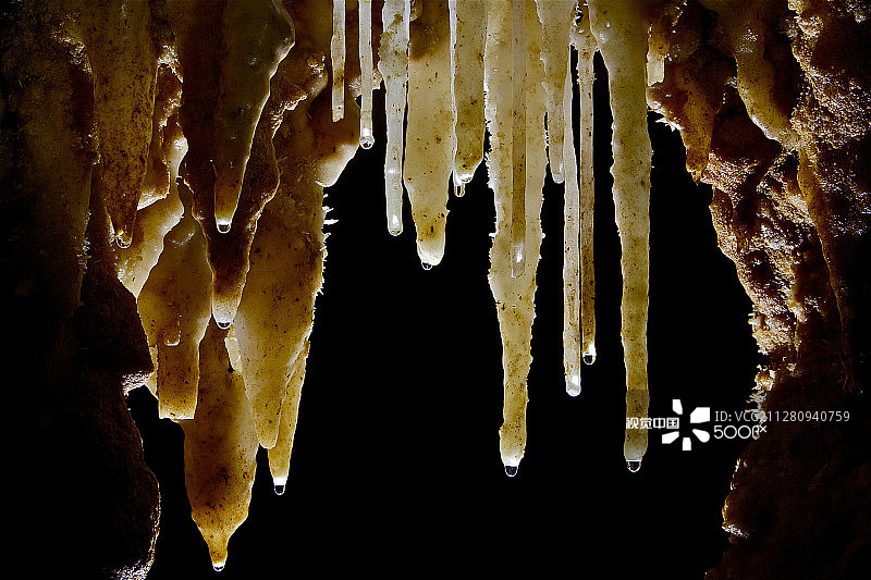 点滴灌溉图片素材