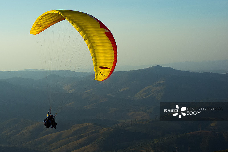 滑翔伞图片素材